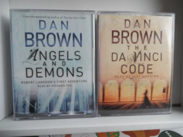 Dan Brown - The Da Vinci Code & Angels & Demons  Audio Cassette Bundle X2