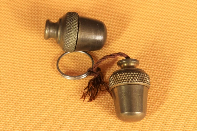 Plomadas perico bellota. S.XX Perico acorn plumb bobs.