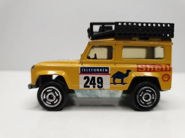 Majorette Deluxe Cars Land Rover Defender 110 Yeşil Metal Gövde Lastik