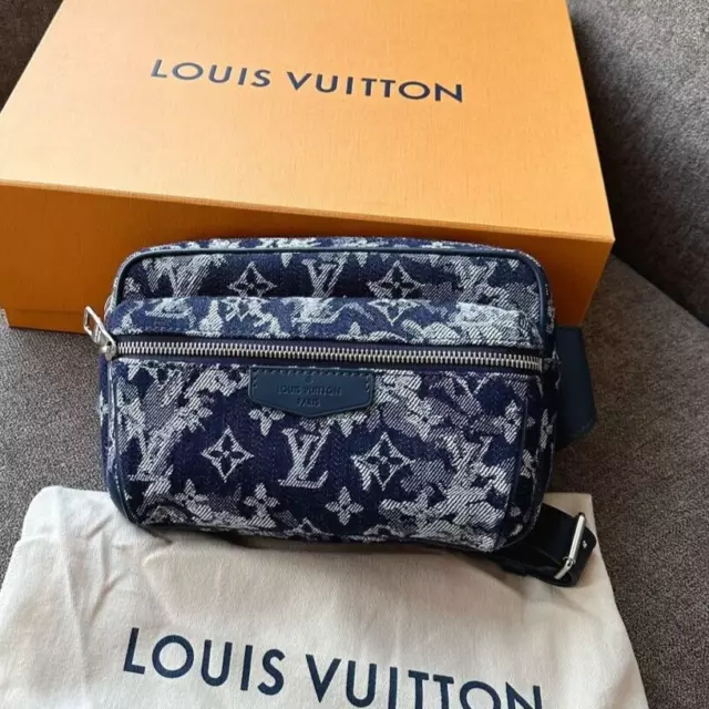 Louis Vuitton Women'S Keychain Cute Doll Tiger Pendant Monogram Canvas  Pattern PU Material Bag Charm High