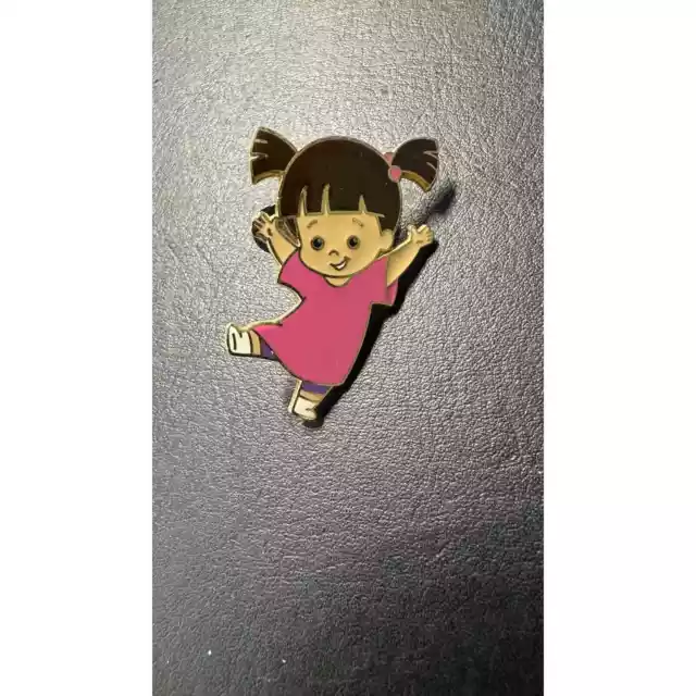 Disney Pin - Dora - 2002 - Collectable Pin - Cute