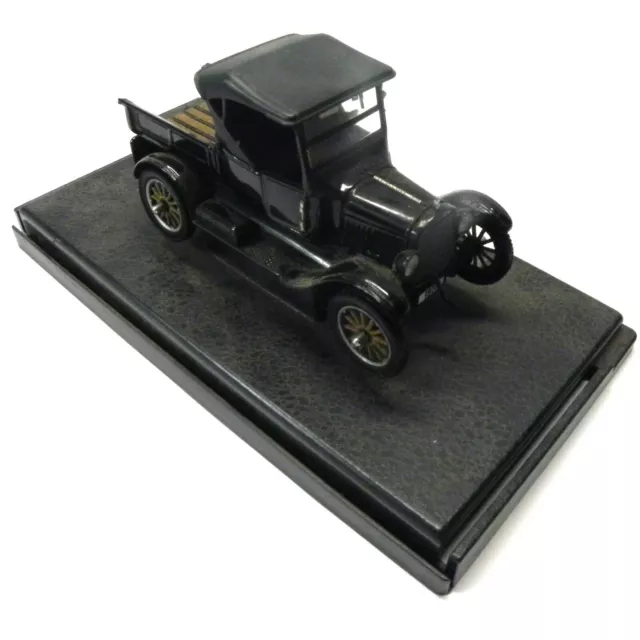 Sun Star 1925 Ford Model T Runabout Diecast Model Car 1/24 Scale Used Display