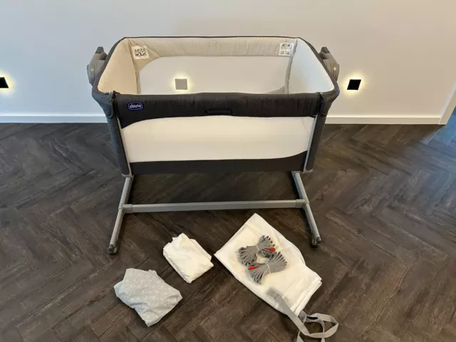 Chicco Next2Me Magic Moon Grey Babybett, Beistellbett, Reisebett