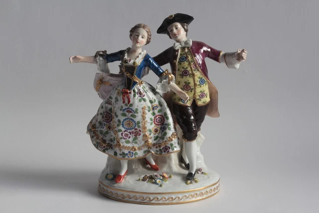 LUDWIGSBURG Couple dansant porcelaine XIXe siècle Allemagne (60995)