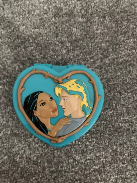 Vintage Bluebird Disney Polly Pocket Pocahontas Compact