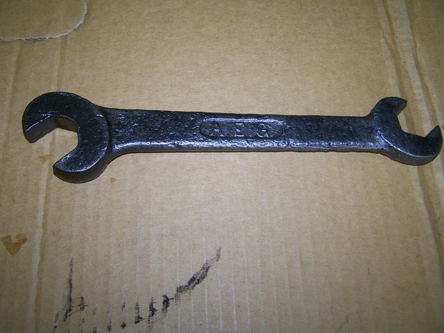 Ancienne Petite Clé à Molette PREFER - Outil Vintage Pour Sacoche Vélo, Bici Epoca