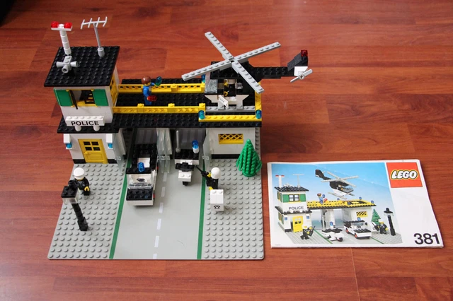 2022新作 Pre Autumn レゴ381 警察本部 1979年 - 通販 - geologos.or.cr