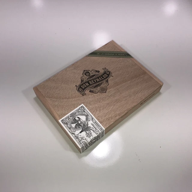 Warped Don Reynaldo Regalos Empty Wooden Cigar Box 7.5x5.75x1