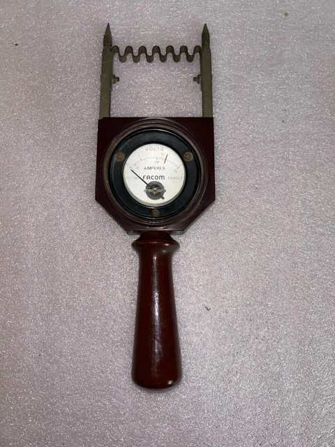 ANCIEN CONTROLEUR D'ACCU / Testeur de batterie - Voltmètre EUR 30,00