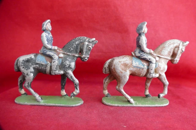 Figurine William Britain – Waterloo WBNP 67 – Officier Chasseurs à Cheval – 1/32 – Plomb Peint