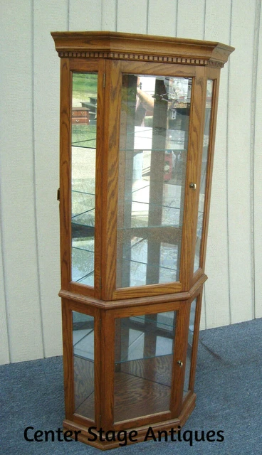 61989 Oak REINISCH Corner China Cabinet Curio