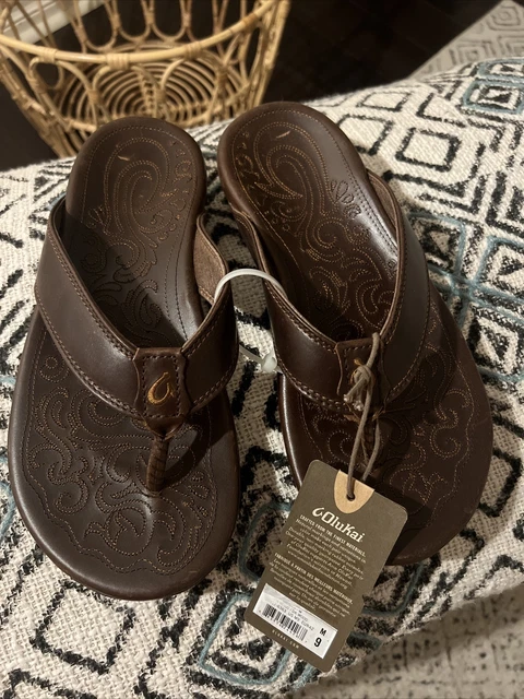 olukai mens 9 flip flops