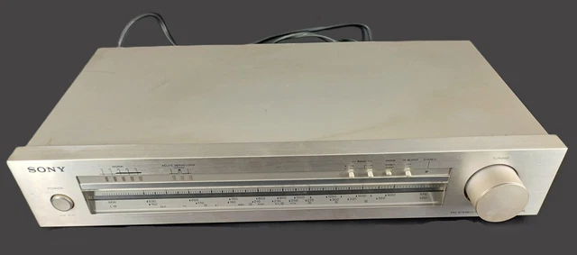 Tuner Stéréo Grundig T8200 MK II - FM/AM - Sorties RCA - Testé Fonctionnel, écran Défectueux