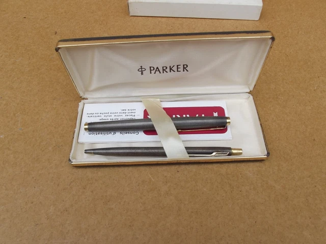 Ancien Stylo Plume Parker Fabriqué Aux USA, Vintage, état D'usage