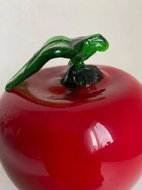 Vintage Retro Murano Style Red Apple Art Glass Hand Blown Fruit Figurine 5" Tall