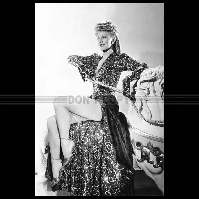 Photo F.001852 GINGER ROGERS (LADY IN THE DARK) 1944