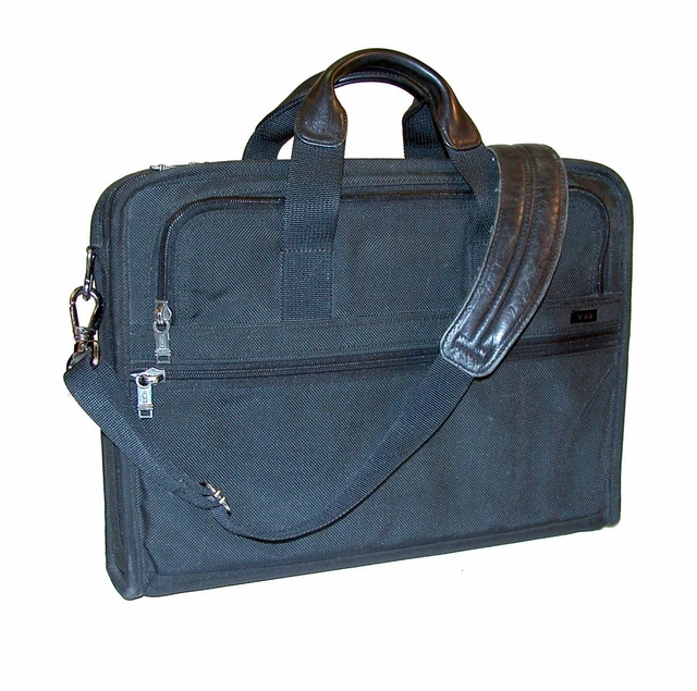 TUMI Alpha Gen 4.4 FXT Nylon Slim Large Screen Computer Portfolio Brief 26011 D4