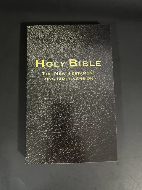 NEW THE HOLY Bible King James Version KJV Paperback Black New Testament ...