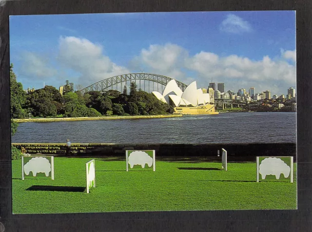 D0957 Australia NSW Sydney Botanic Gardens Sheep Art Julian Opie postcard