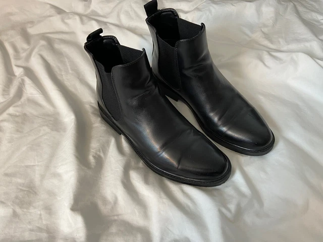 UNLISTED BY KENNETH Cole black leather wingtip boots Size  display picture 2