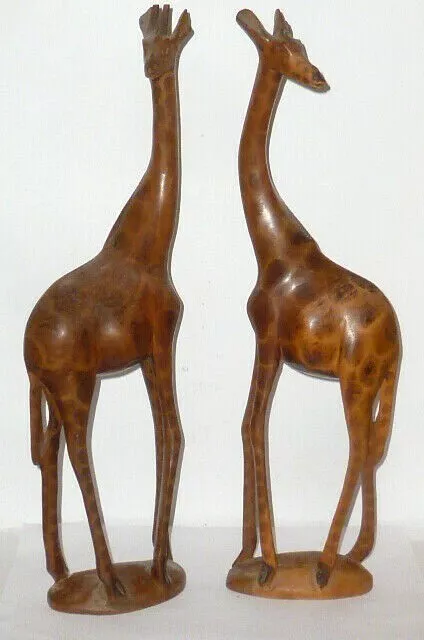 2 große geschnitzte Giraffen Holzfigur Holz Schnitzerei Holzschnitzerei Figur