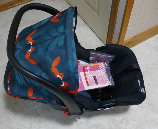 Cossato Giggle Fox Freinds 3 in1Travel System Pram/Pushchair/Car Seat 3