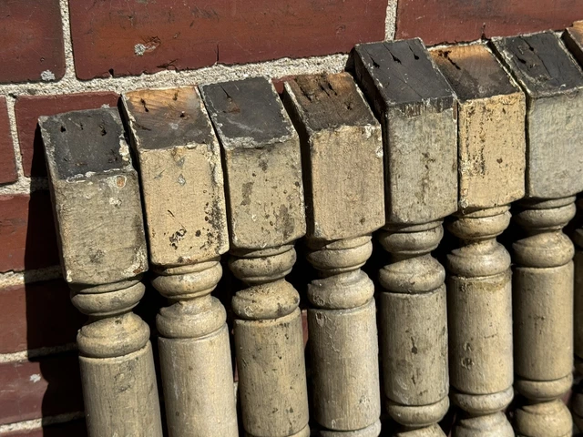 Set 40 Victorian Turned Painted Porch Balusters Spindles – 1 3/4” X 22”