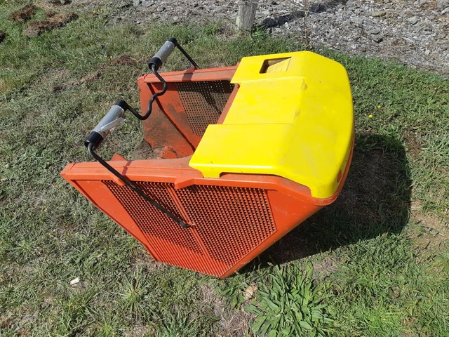BAC / PANIER de ramassage de tondeuse wolf pbt 46 4 t tractee EUR 50,00