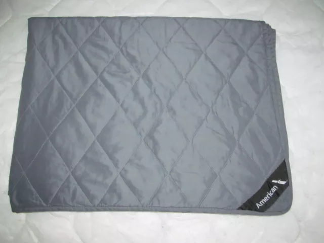 AMERICAN AIRLINES first class quilted duvet blanket gray travel throw Horsfall AMERICAN AIRLINES first class quilted duvet blanket gray travel throw Horsfall
