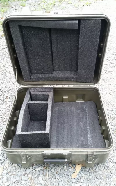 Thermodyne Shok-Stop Case Medium 19 x 15x 9 Hinged Lid Hard Plastic Transit Gun