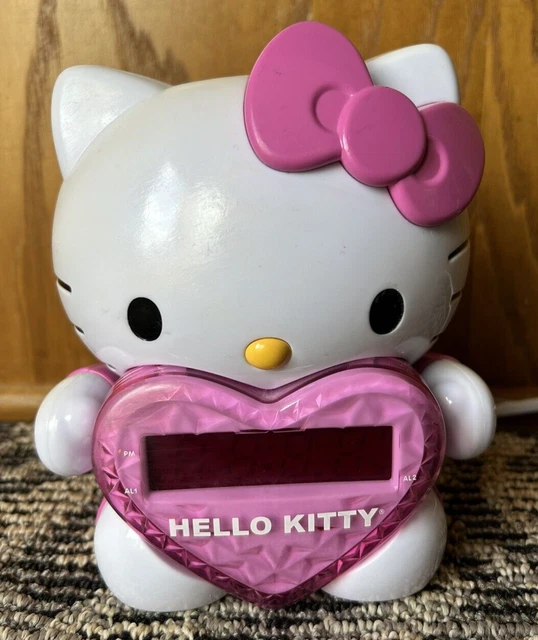 HELLO KITTY AM/FM Digital Clock Radio PROJECTION ALARM CLOCK Pink White