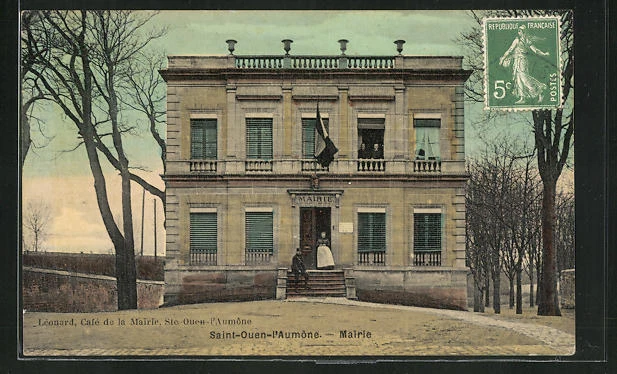 CPA St-Ouen-l´Aumone, Mairie, vue de Hôtel de Ville