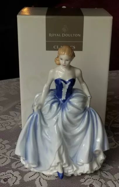 Royal Doulton 2004 Figure of the Year Susan Rare HN 4532 Porcelain Lady Figurine