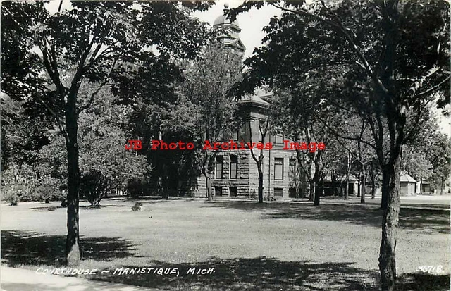 MI, Manistique, Michigan, RPPC, Court House, Exterior Scene, LL Cook No 36718
