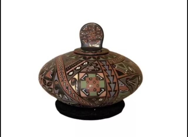 Casas Grandes Pottery Signed With Original Box Stand And Lid Nunez/Reyes