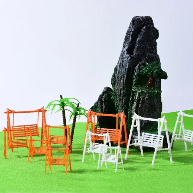 Ensemble de chaises pivotantes modèle en plastique à l'échelle HO pour décor
