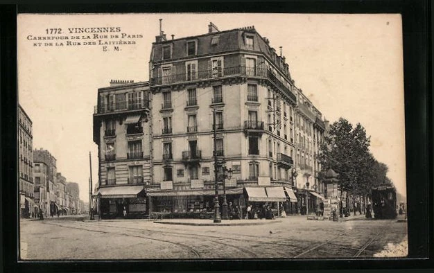 CPA Vincennes, Carrefour de la Rue de Paris et de la Rue des Laitières