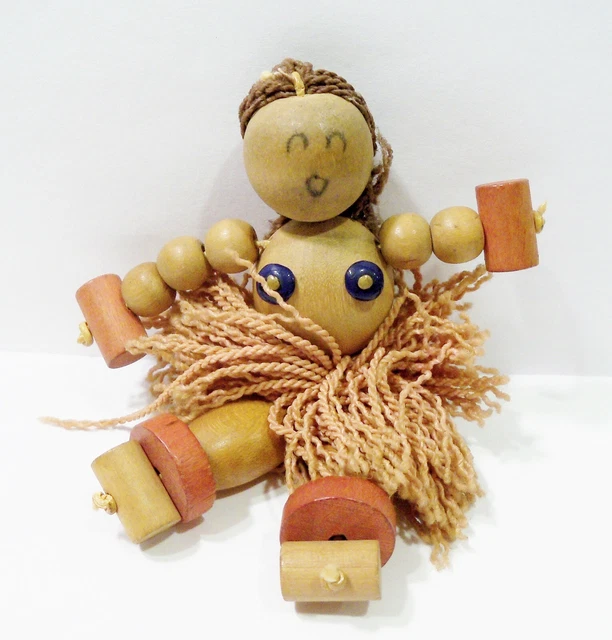 Hawaii Hula Girl Wooden Bead String Skirt Hawaiian Folk Art Antique Pin Brooch