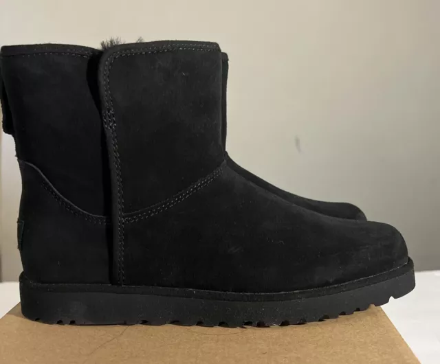 Ugg Cory Ii 1125792 Woman’s Size 7 Us. Slim Boots Black (Authentic) Brand New