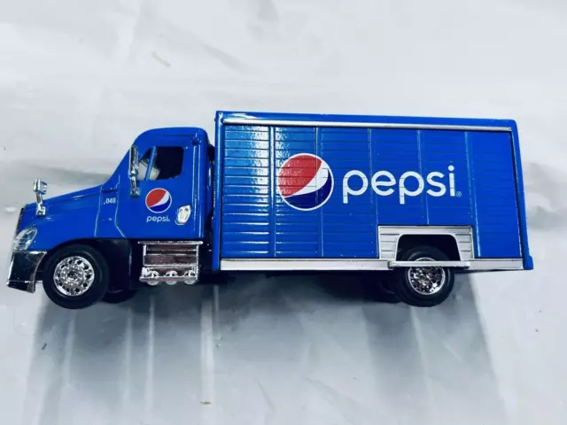Pepsi-Cola Box Truck 1:87 Scale