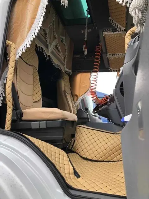 2 Piezas de Calidad Beige Fundas Asiento Cuero Eco Y Gamuza para Mercedes Actros