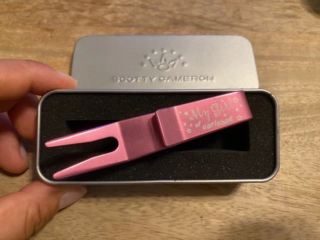 Scotty Cameron My Girl Of Carlsbad Pink Clip Pivot Divot Tool