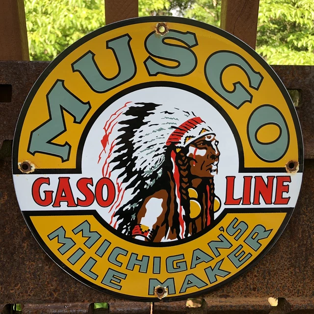 Vintage Musgo Gasoline Porcelain Gas Station Motor Oil Michigan Mile Sign