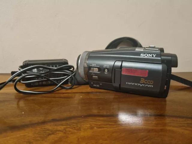 Boxed Sony DCR-HC1000e 3CCD MiniDV tape Camcorder Video Camera Handycam