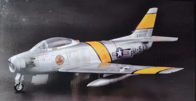 Js International 1/18 Scale F-86F-30 'Sabre' Js International 1/18 Scale F-86F-30 'Sabre'
