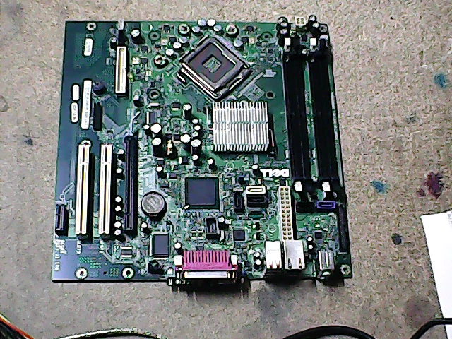 Carte mere DELL CN-0HN7XN-13740 REV A01 socket 775 OPTIPLEX