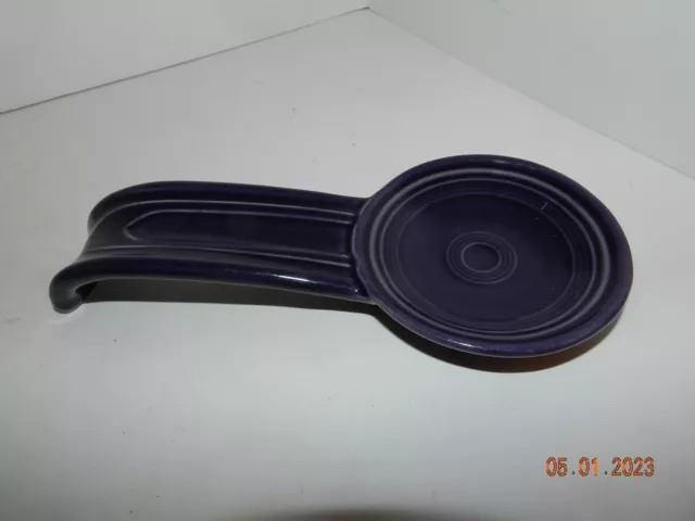 fiestaware plum purple spoon rest #58