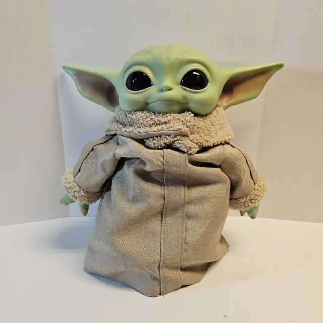 Muñeca Star Wars Mandalorian The Child 11" de peluche bebé Yoda Grogu Mattel