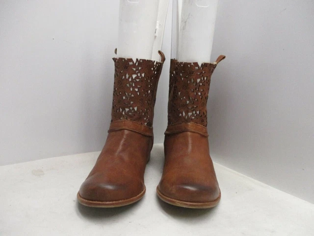 Everybody Bz Moda Brown Leather Laser Cut Ankle Boots Womens Size 38 EUR