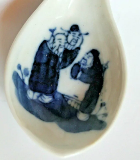 1x Alter Porzellan Löffel , China, mit blauer Unterglasur Bemalung, die 3 Weisen 3